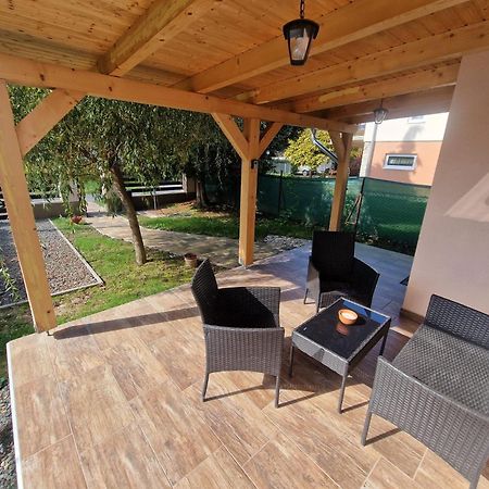 Pipacs Apartmanhaz Гаркань Екстер'єр фото